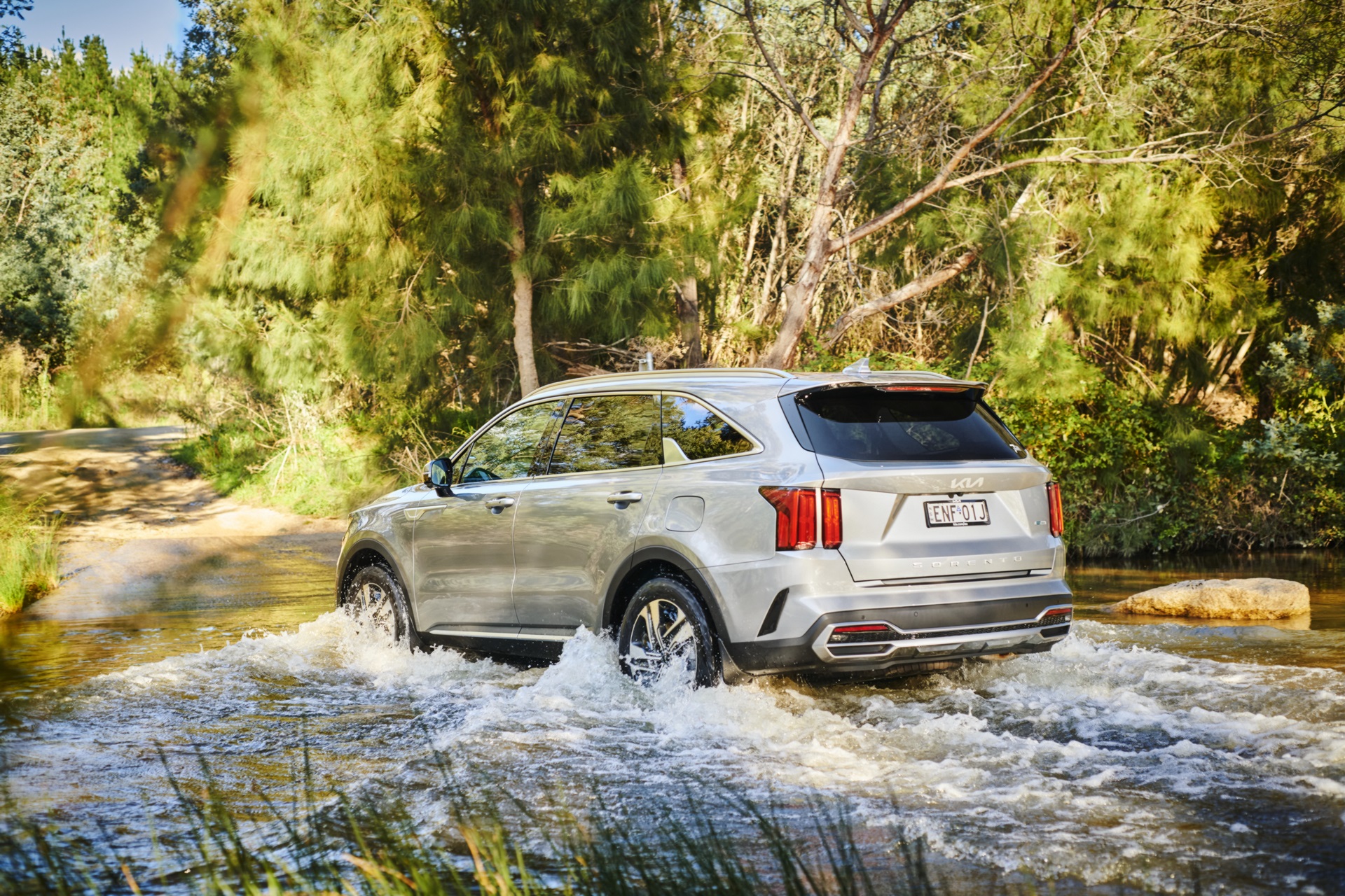 Download 2022 Kia Sorento Hybrid GT-Line - AU version - Off-Road HD Wallpaper 1920x1280 #7