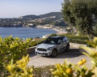 2022 MINI Cooper S Countryman ALL4 Untamed Edition - Front Three-Quarter Wallpaper 190x150
