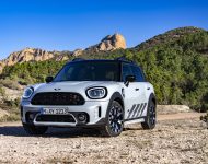 2022 MINI Cooper S Countryman ALL4 Untamed Edition - Front Three-Quarter Wallpaper 190x150