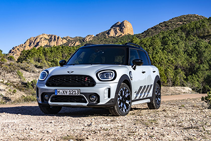 Download 2022 MINI Cooper S Countryman ALL4 Untamed Edition HD Wallpapers and Backgrounds