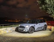 2022 MINI Cooper S Countryman ALL4 Untamed Edition - Front Three-Quarter Wallpaper 190x150