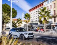 2022 MINI Cooper S Countryman ALL4 Untamed Edition - Front Three-Quarter Wallpaper 190x150
