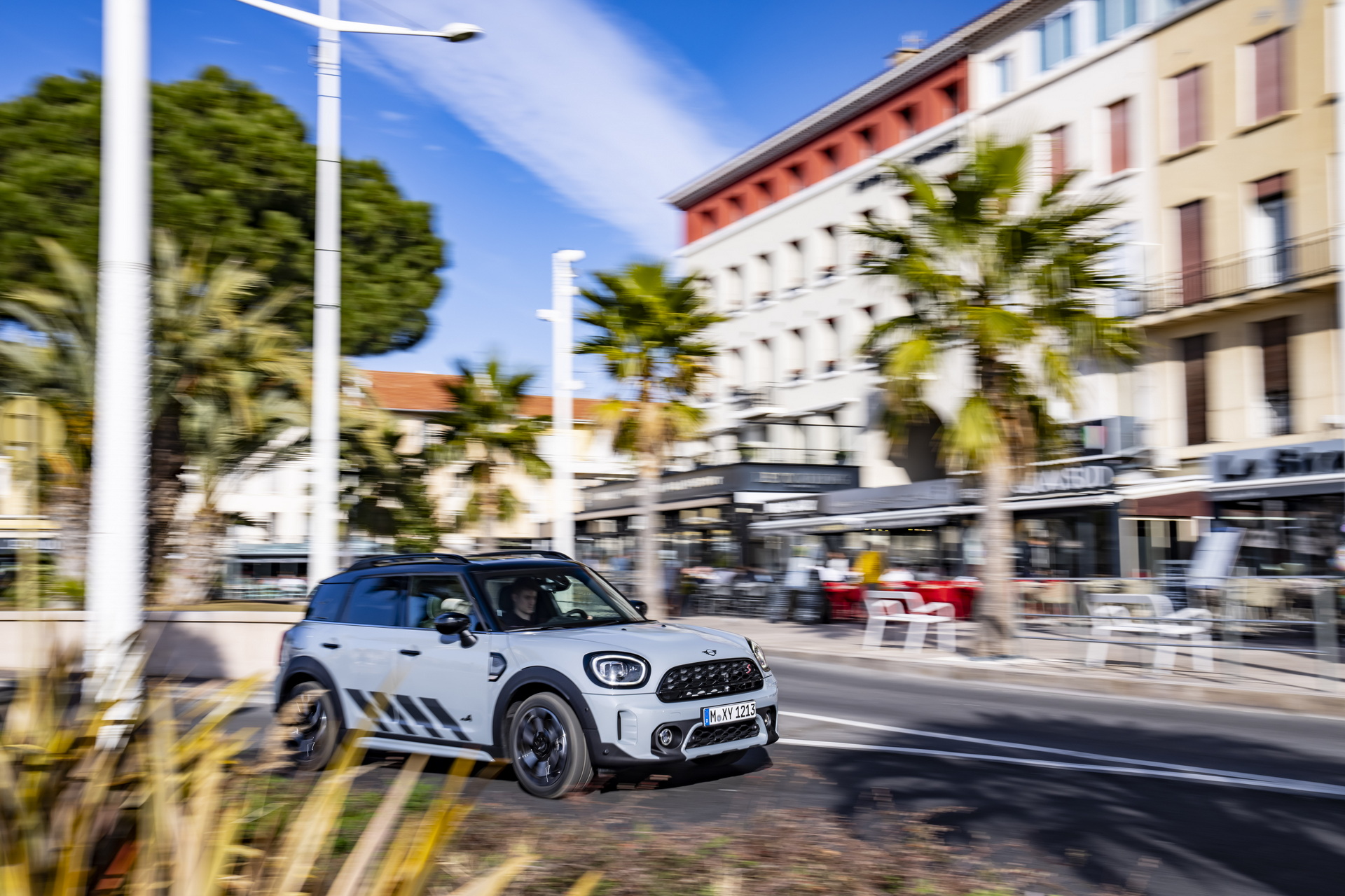 Download 2022 MINI Cooper S Countryman ALL4 Untamed Edition - Front Three-Quarter HD Wallpaper 1920x1280 #67