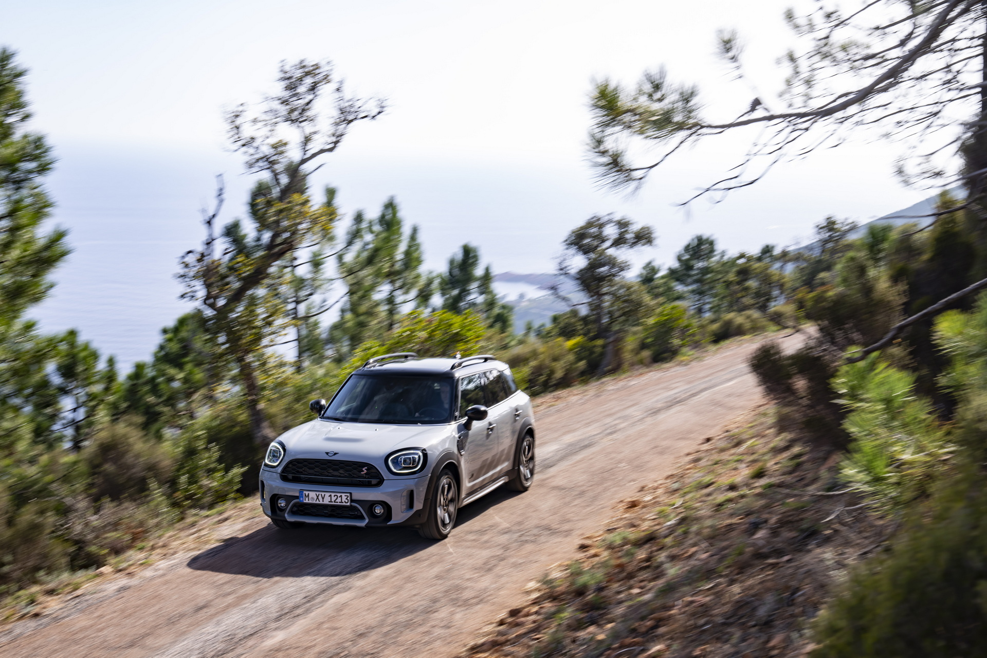Download 2022 MINI Cooper S Countryman ALL4 Untamed Edition - Front Three-Quarter HD Wallpaper 1920x1280 #20