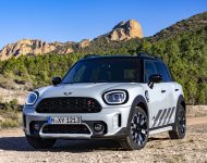 2022 MINI Cooper S Countryman ALL4 Untamed Edition - Front Three-Quarter Wallpaper 190x150
