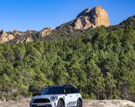 2022 MINI Cooper S Countryman ALL4 Untamed Edition - Front Three-Quarter Wallpaper 190x150