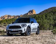 2022 MINI Cooper S Countryman ALL4 Untamed Edition - Front Three-Quarter Wallpaper 190x150