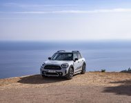 2022 MINI Cooper S Countryman ALL4 Untamed Edition - Front Three-Quarter Wallpaper 190x150