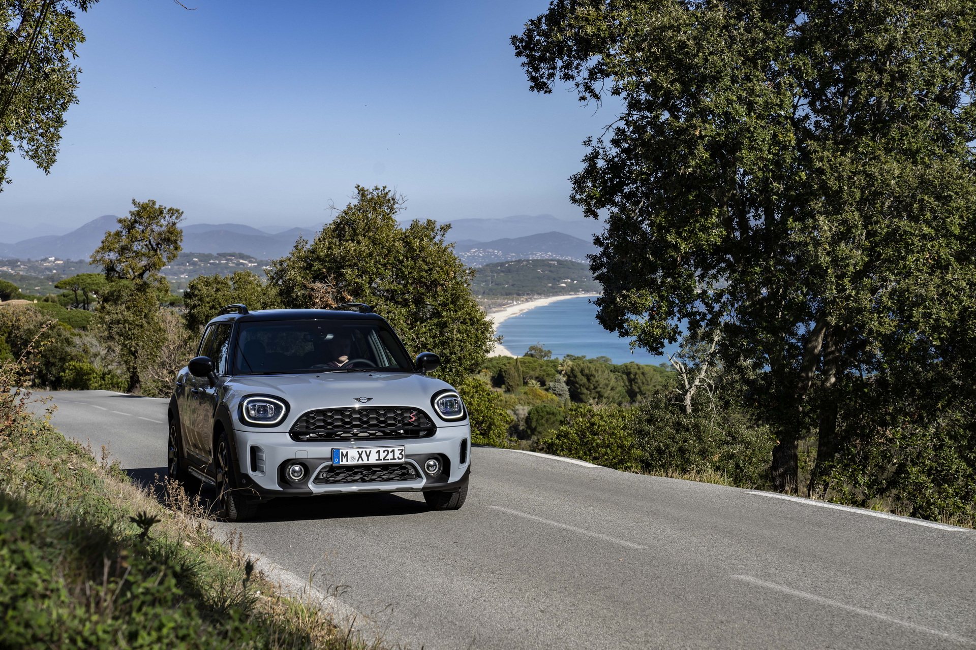 Download 2022 MINI Cooper S Countryman ALL4 Untamed Edition - Front HD Wallpaper 1920x1280 #45