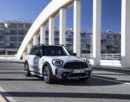 2022 MINI Cooper S Countryman ALL4 Untamed Edition - Front Wallpaper 190x150