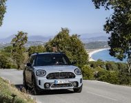 2022 MINI Cooper S Countryman ALL4 Untamed Edition - Front Wallpaper 190x150