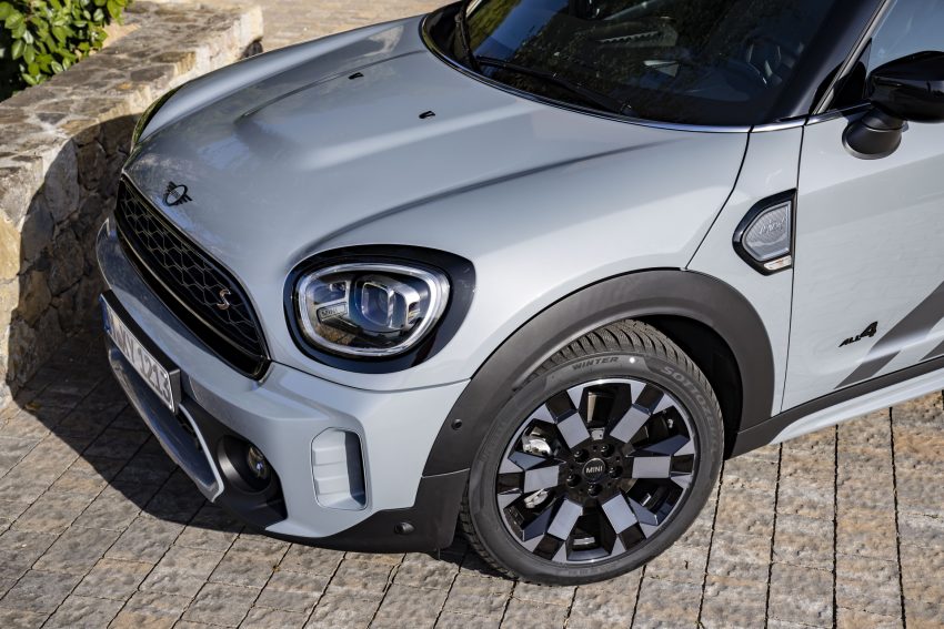 2022 MINI Cooper S Countryman ALL4 Untamed Edition - Headlight Wallpaper 850x567 #85