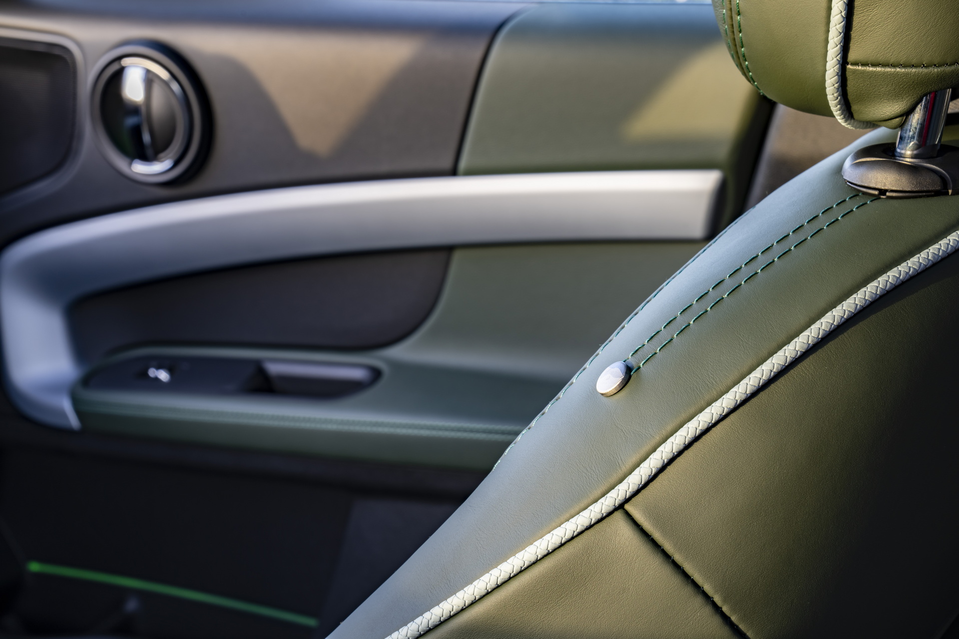 Download 2022 MINI Cooper S Countryman ALL4 Untamed Edition - Interior, Detail HD Wallpaper 1920x1280 #123