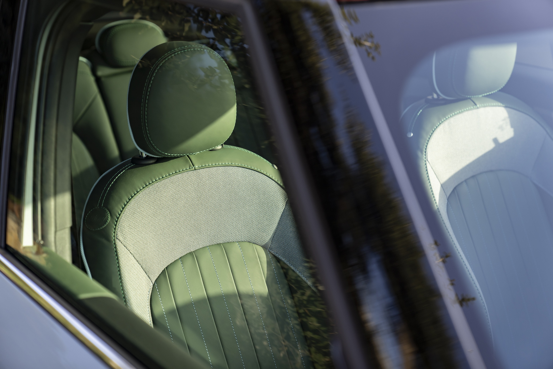 Download 2022 MINI Cooper S Countryman ALL4 Untamed Edition - Interior, Front Seats HD Wallpaper 1920x1280 #128
