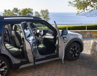 2022 MINI Cooper S Countryman ALL4 Untamed Edition - Interior Wallpaper 190x150
