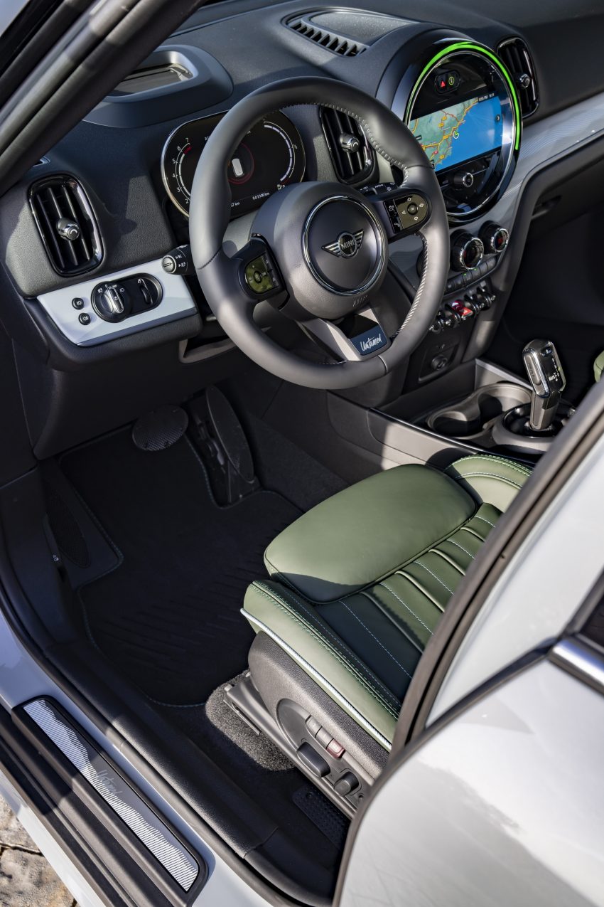 2022 MINI Cooper S Countryman ALL4 Untamed Edition - Interior Phone Wallpaper 850x1275 #126