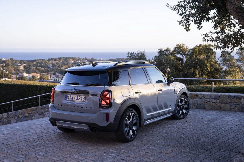 2022 MINI Cooper S Countryman ALL4 Untamed Edition - Rear Three-Quarter Wallpaper 850x567 #77