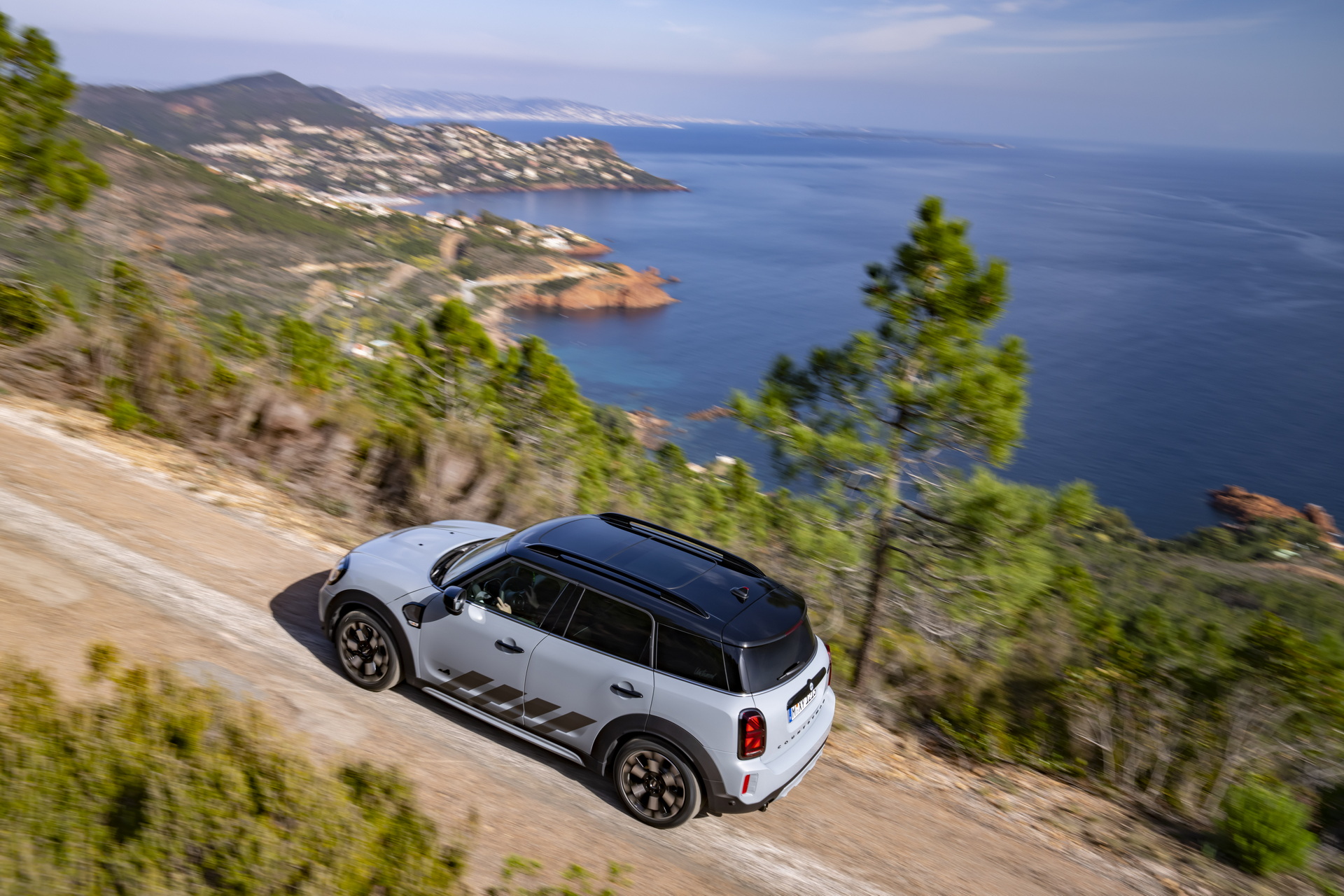 Download 2022 MINI Cooper S Countryman ALL4 Untamed Edition - Rear Three-Quarter HD Wallpaper 1920x1280 #24