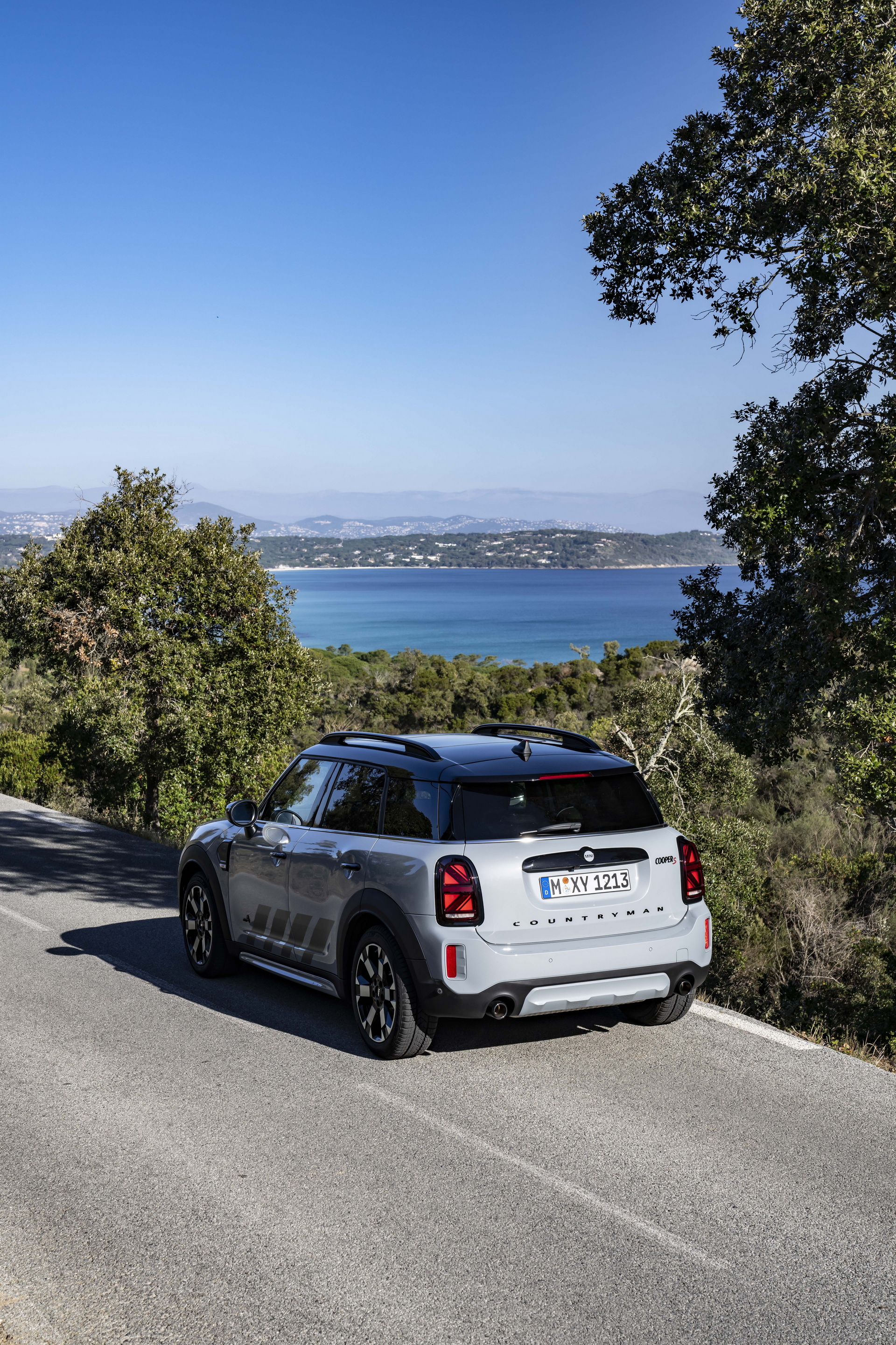 Download 2022 MINI Cooper S Countryman ALL4 Untamed Edition - Rear Three-Quarter HD Phone Wallpaper 1920x2880 #50