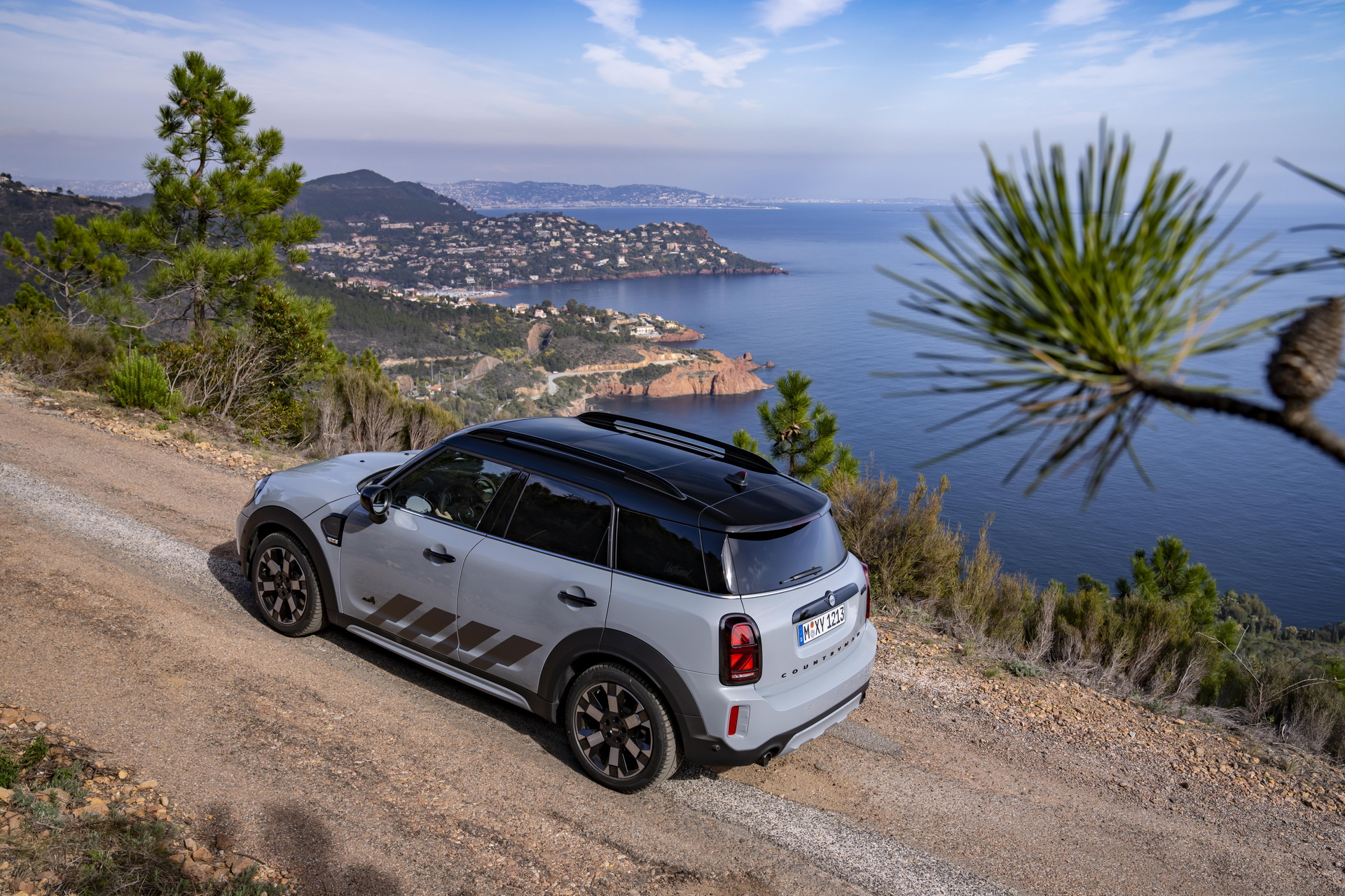 Download 2022 MINI Cooper S Countryman ALL4 Untamed Edition - Rear Three-Quarter HD Wallpaper 1920x1280 #27