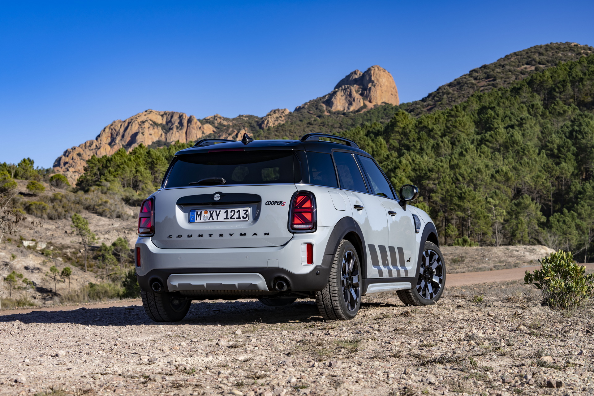 Download 2022 MINI Cooper S Countryman ALL4 Untamed Edition - Rear HD Wallpaper 1920x1280 #5