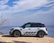 2022 MINI Cooper S Countryman ALL4 Untamed Edition - Side Wallpaper 190x150