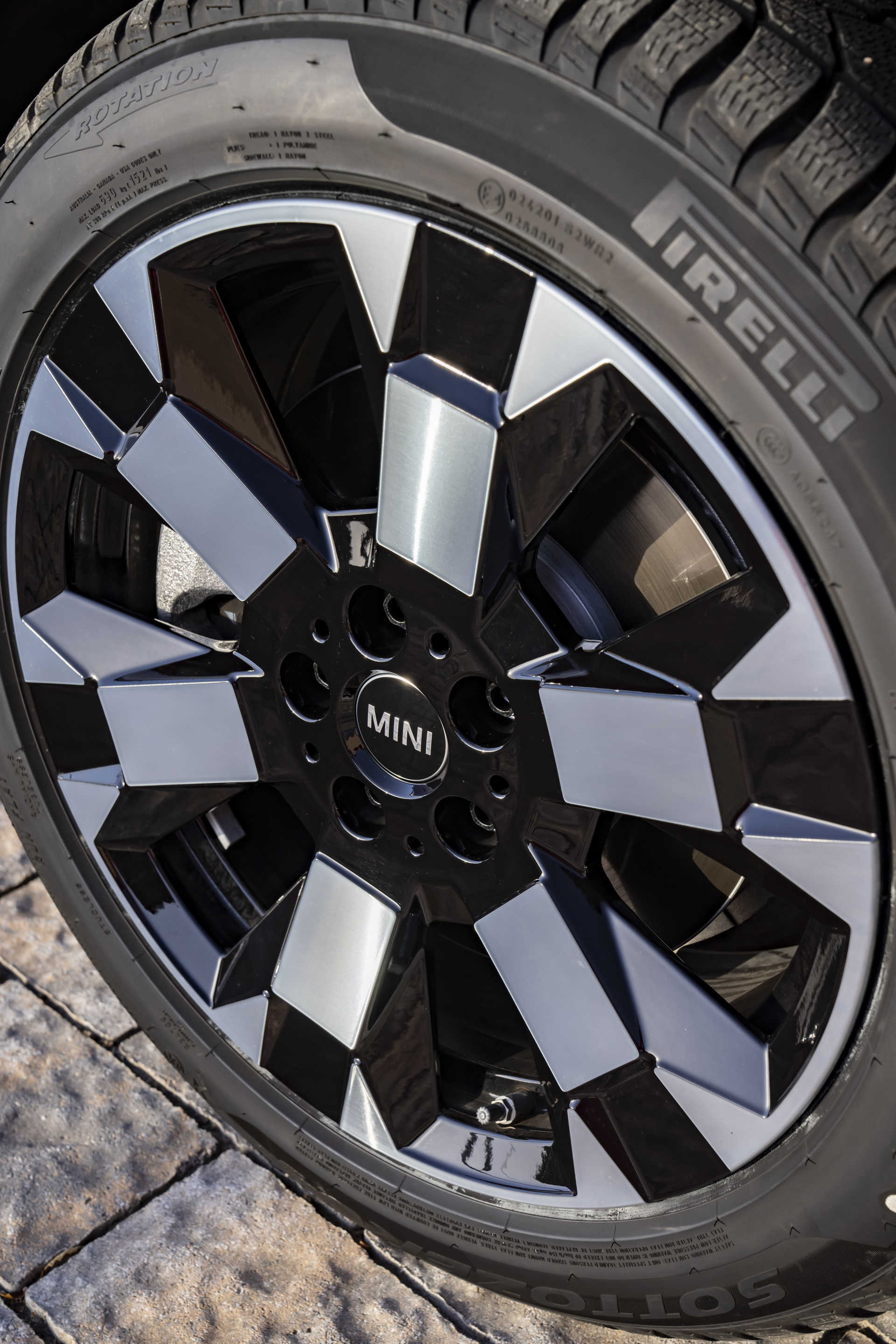 Download 2022 MINI Cooper S Countryman ALL4 Untamed Edition - Wheel HD Phone Wallpaper 1920x2880 #91