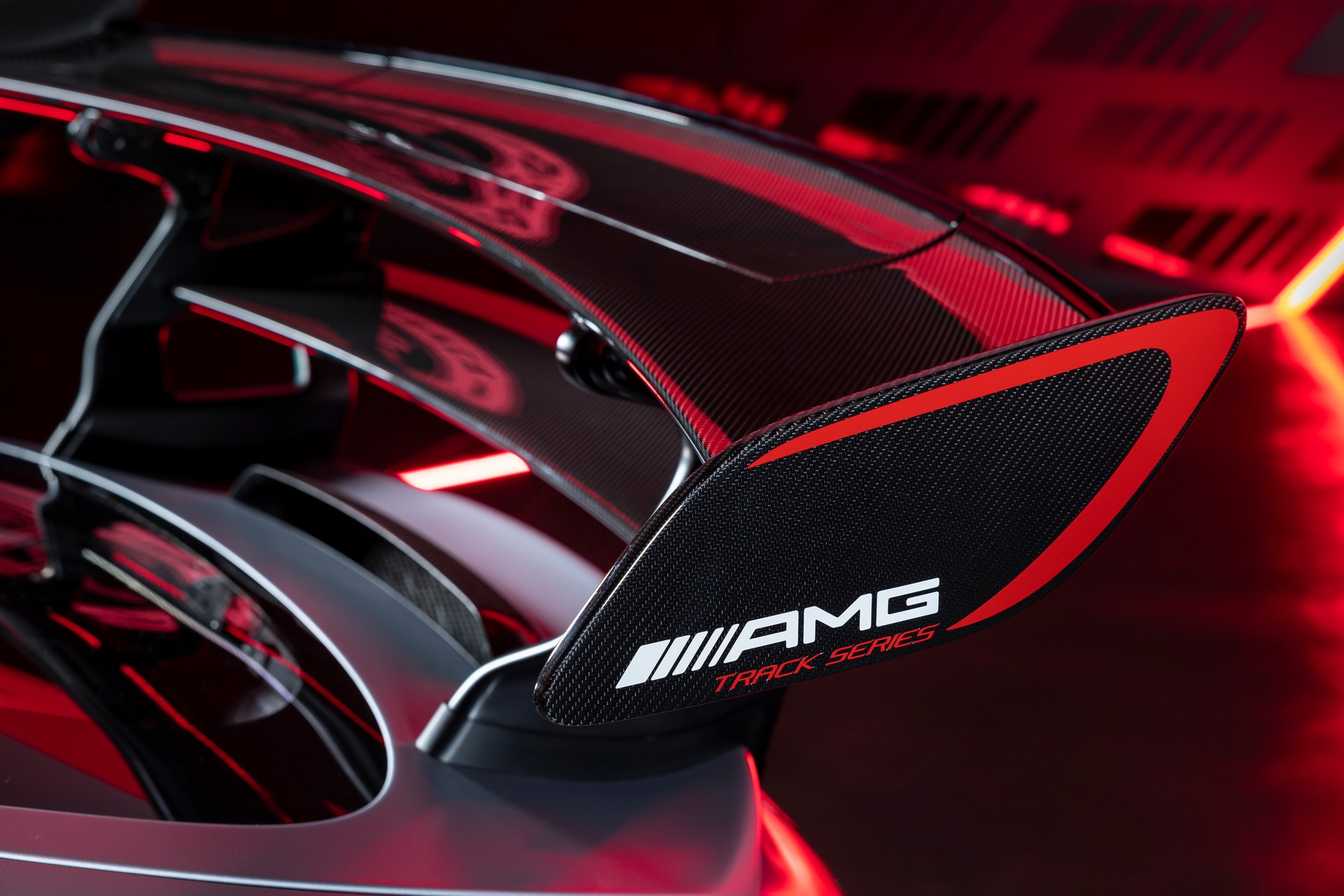 Download 2022 Mercedes-AMG GT Track Series - Spoiler HD Wallpaper 1920x1280 #10