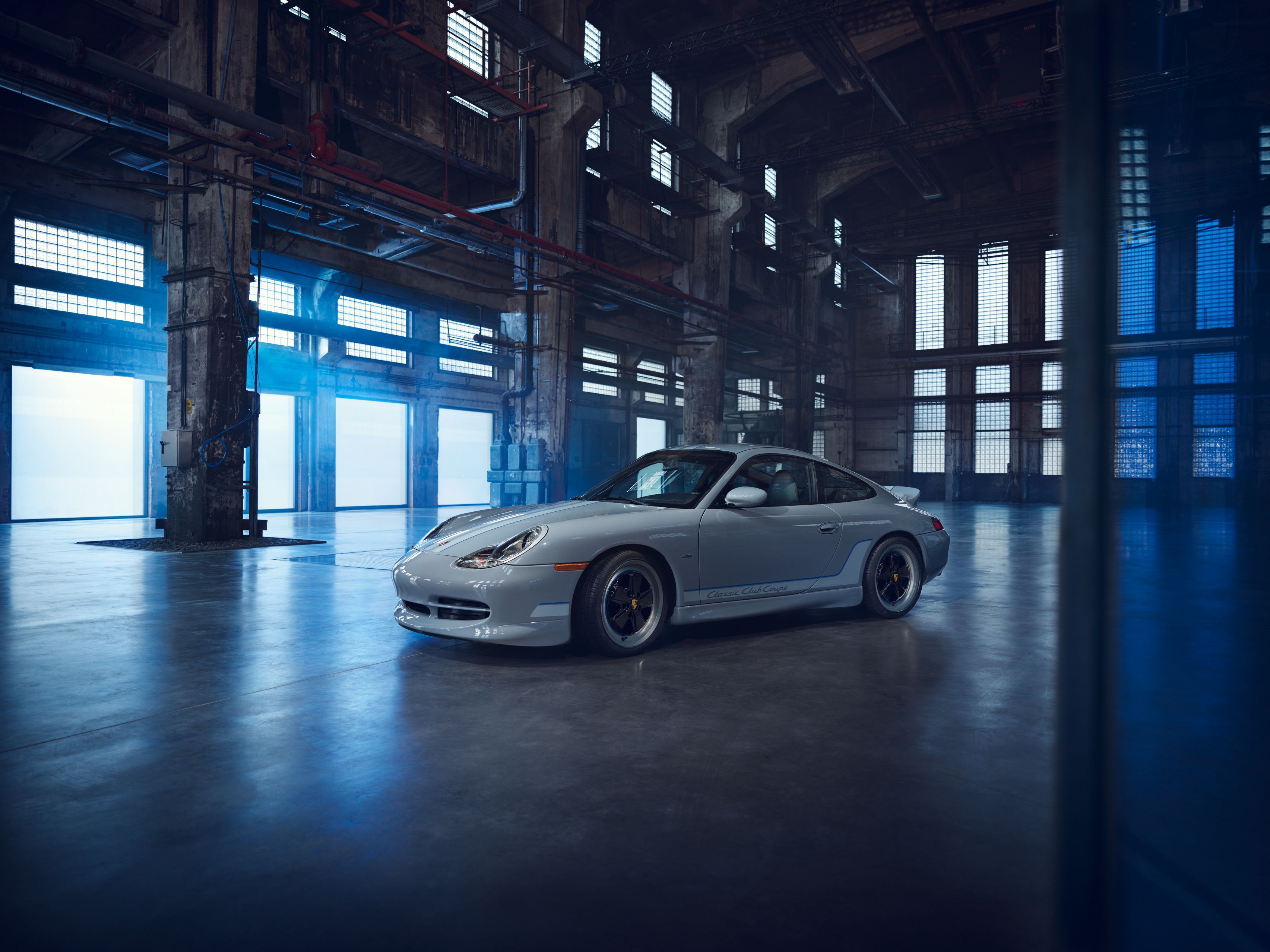 Download 2022 Porsche 911 Classic Club Coupe - Front Three-Quarter HD Wallpaper 3409x2556 #2