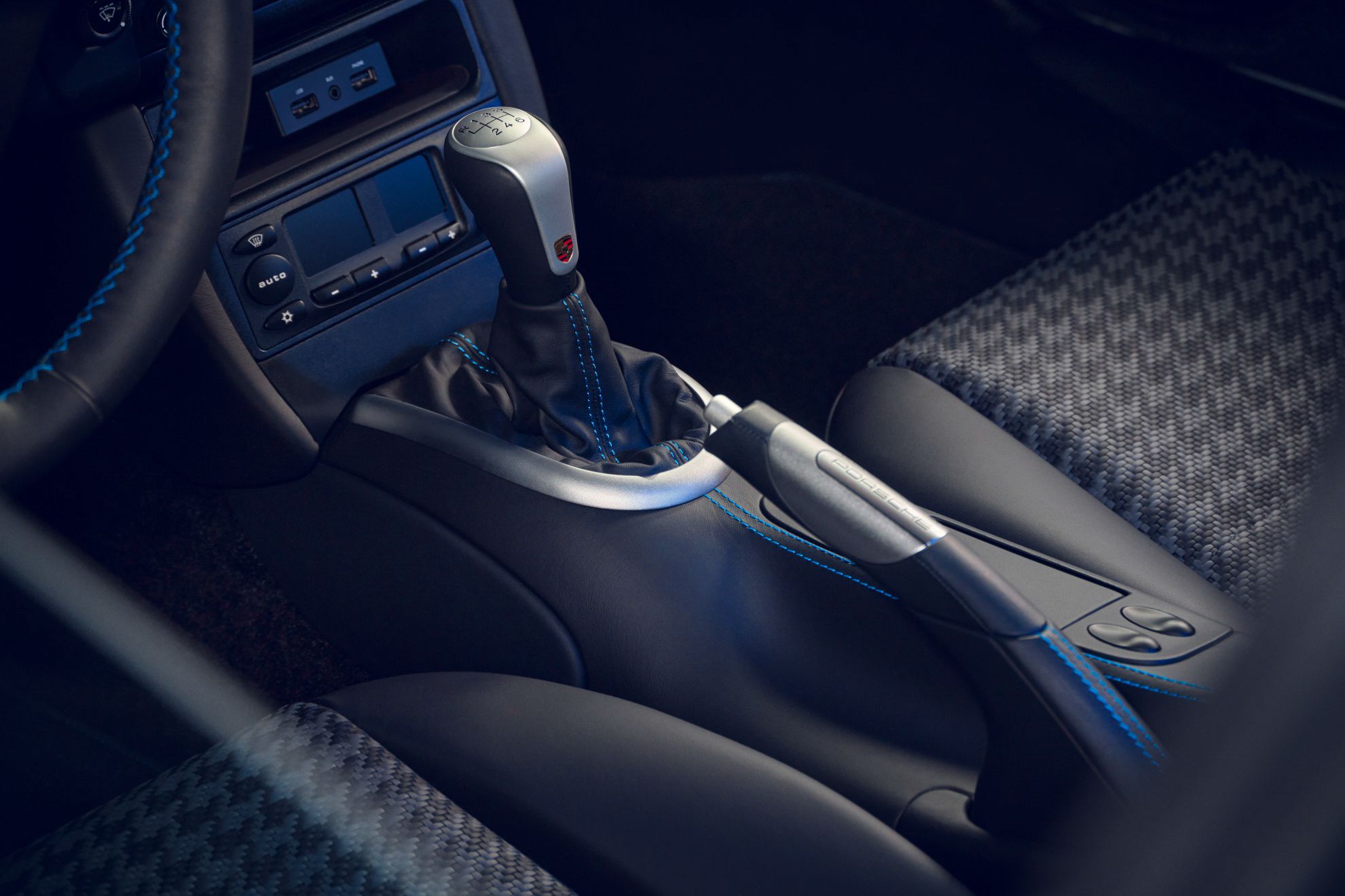 Download 2022 Porsche 911 Classic Club Coupe - Interior, Detail HD Wallpaper 1981x1321 #27