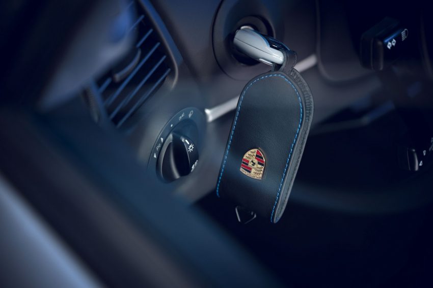 2022 Porsche 911 Classic Club Coupe - Key Fob Wallpaper 850x567 #26