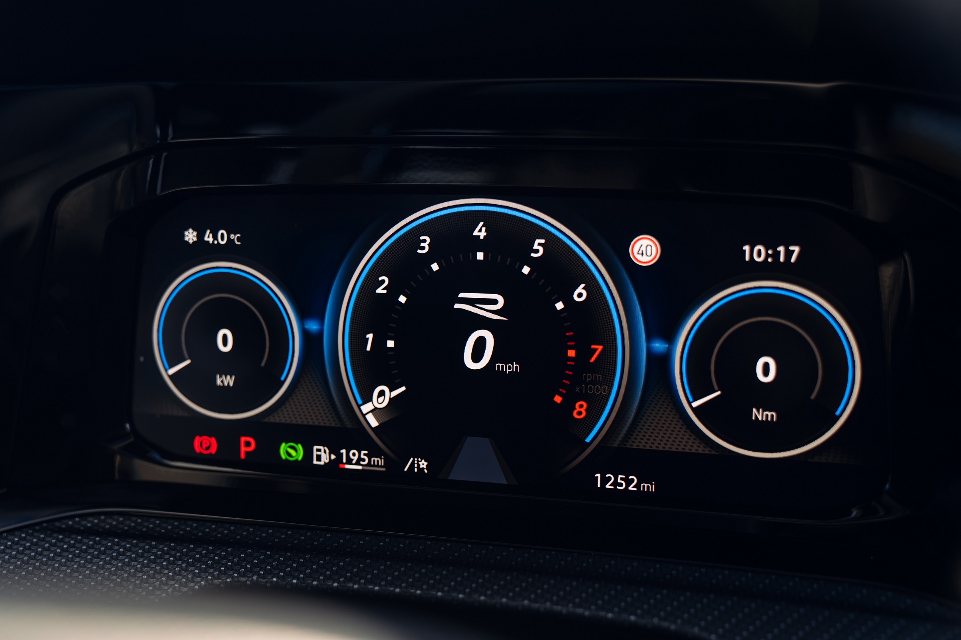 Download 2022 Volkswagen Golf R Estate - UK version - Instrument Cluster HD Wallpaper 1921x1280 #38