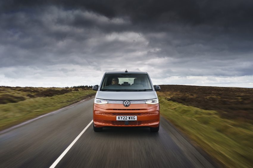 2022 Volkswagen Multivan - UK version - Front Wallpaper 850x566 #10