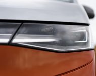 2022 Volkswagen Multivan - UK version - Headlight Wallpaper 190x150