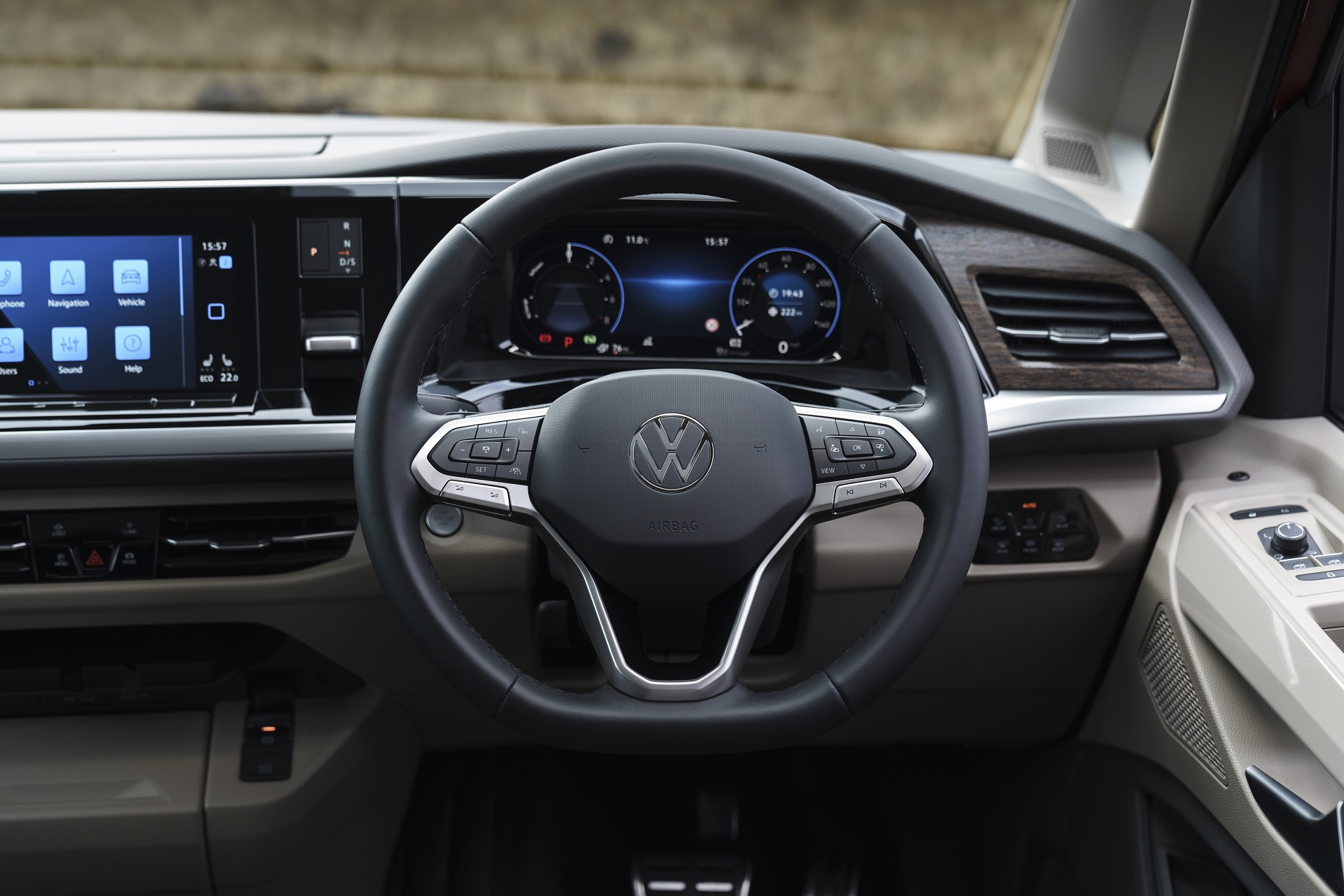 Download 2022 Volkswagen Multivan - UK version - Interior, Steering Wheel HD Wallpaper 1921x1281 #30