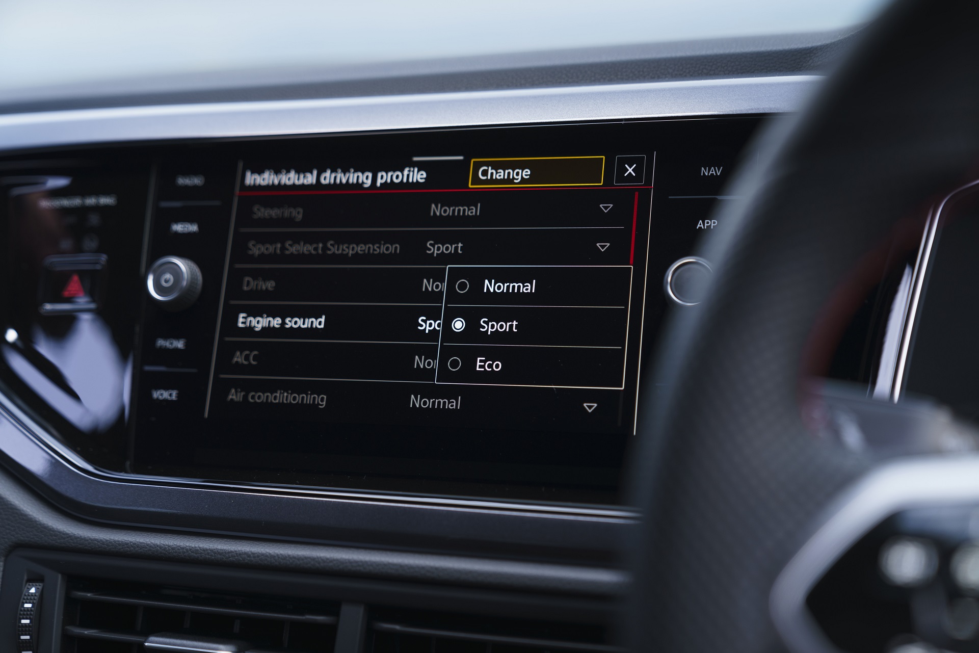 Download 2022 Volkswagen Polo GTI - UK version - Central Console HD Wallpaper 1921x1281 #28