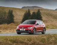 2022 Volkswagen Polo GTI - UK version - Front Three-Quarter Wallpaper 190x150