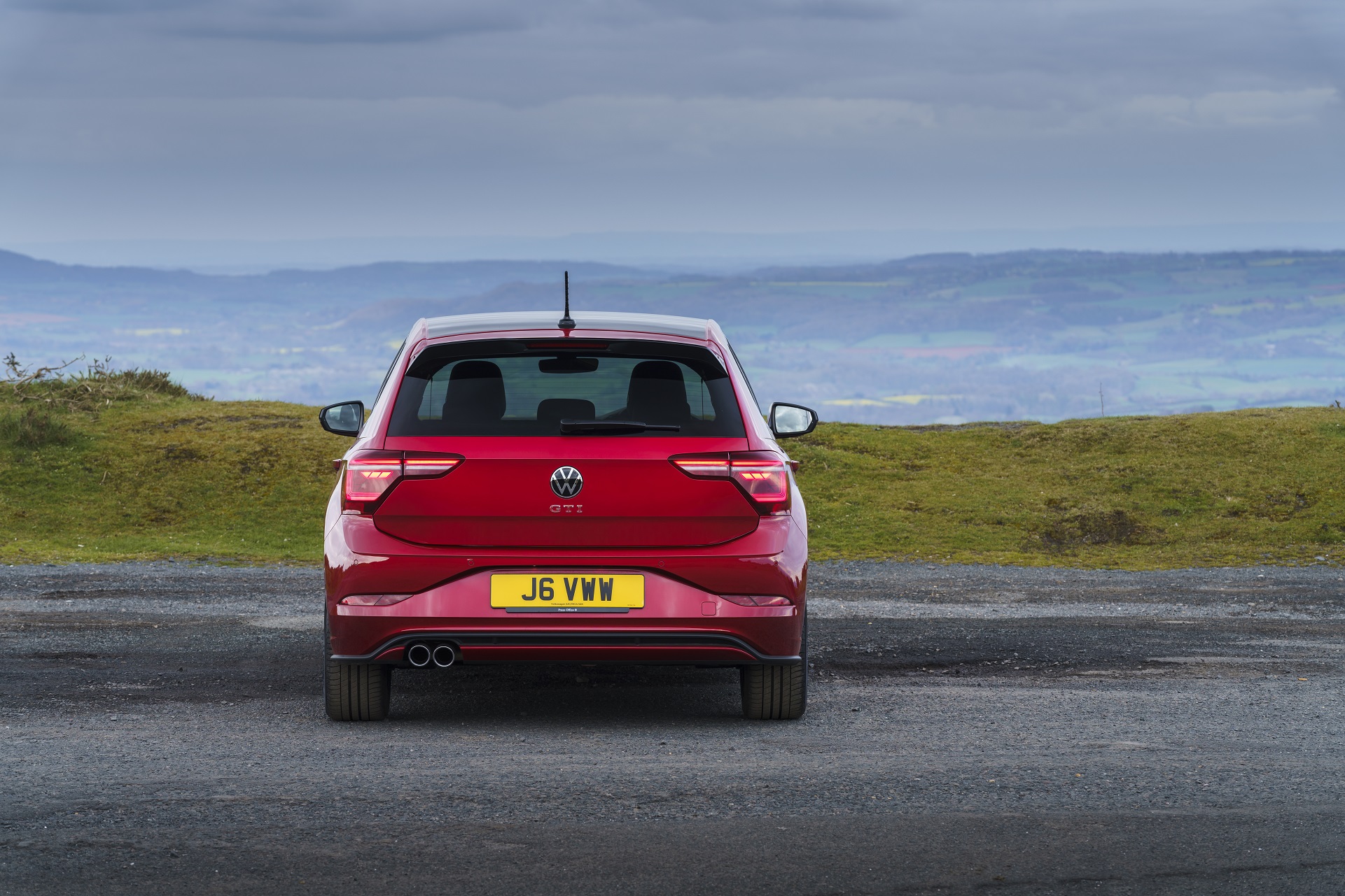 Download 2022 Volkswagen Polo GTI - UK version - Rear HD Wallpaper 1921x1281 #13