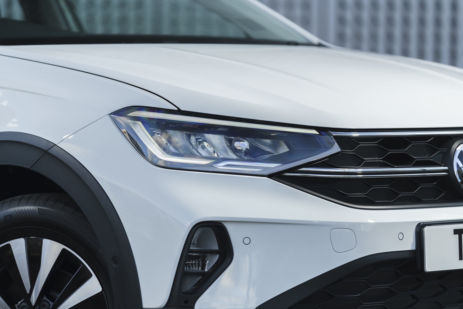 Download 2022 Volkswagen Taigo Life - UK version - Headlight HD Wallpaper 1921x1281 #15