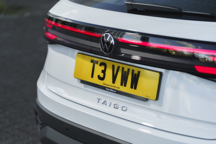 2022 Volkswagen Taigo Life - UK version - Tail Light Wallpaper 850x567 #17