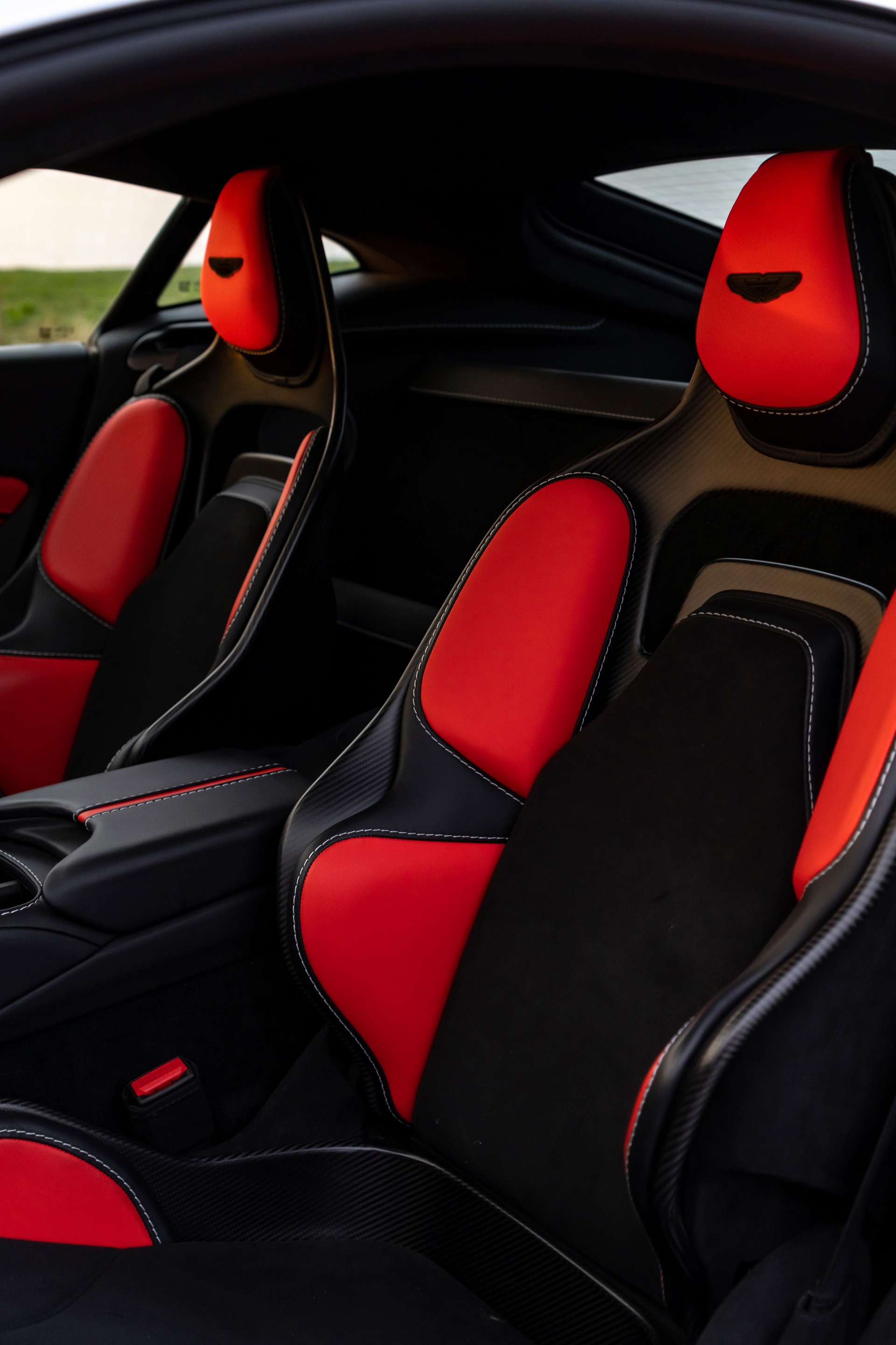 Download 2023 Aston Martin V12 Vantage - Interior, Seats HD Phone Wallpaper 1920x2880 #29