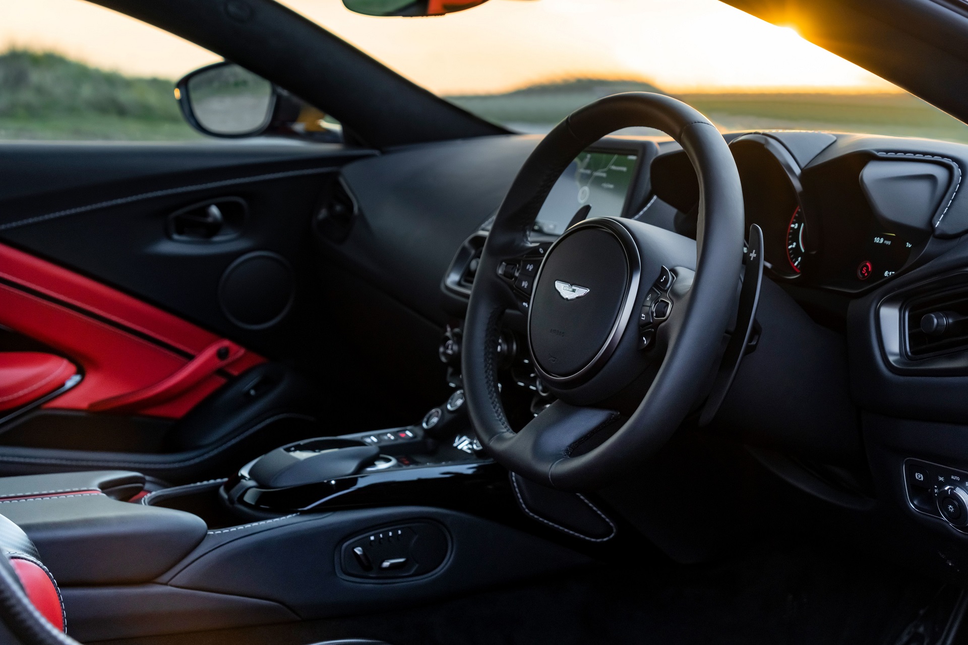 Download 2023 Aston Martin V12 Vantage - Interior HD Wallpaper 1920x1279 #33