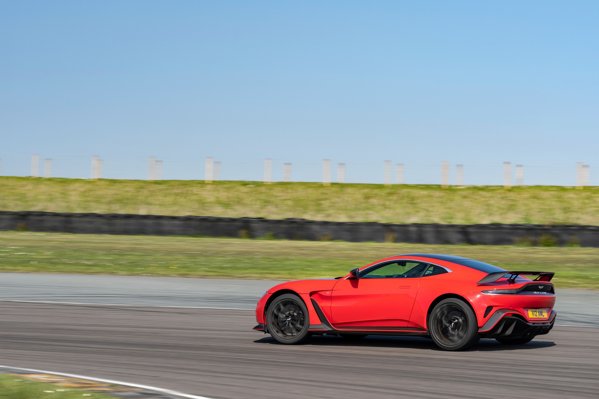 Download 2023 Aston Martin V12 Vantage - Rear Three-Quarter HD Wallpaper 1920x1280 #17