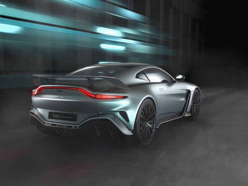 2023 Aston Martin V12 Vantage - Rear Three-Quarter Wallpaper 850x638 #42