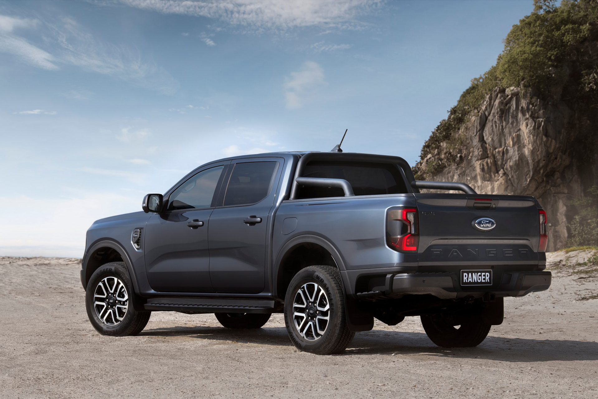 Download 2023 Ford Ranger Sport - AU version - Rear Three-Quarter HD Wallpaper 1920x1280 #3