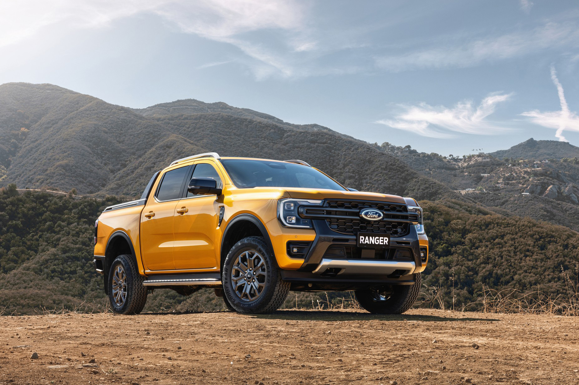 Download 2023 Ford Ranger Wildtrak - AU version - Front Three-Quarter HD Wallpaper 1921x1280 #2