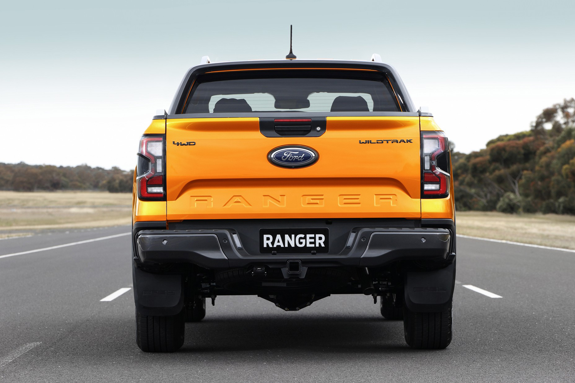 Download 2023 Ford Ranger Wildtrak - AU version - Rear HD Wallpaper 1921x1280 #20