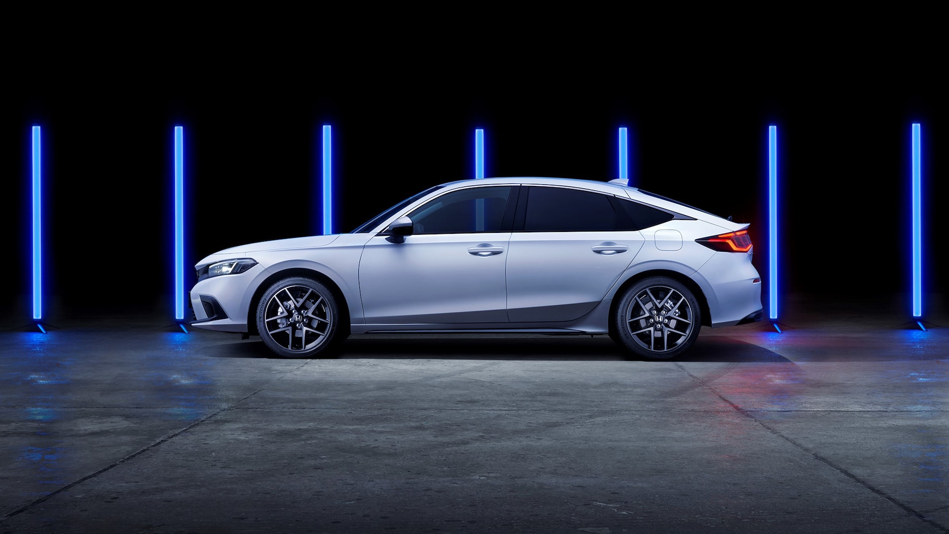 Download 2023 Honda Civic eHEV - Side HD Wallpaper 1920x1080 #5