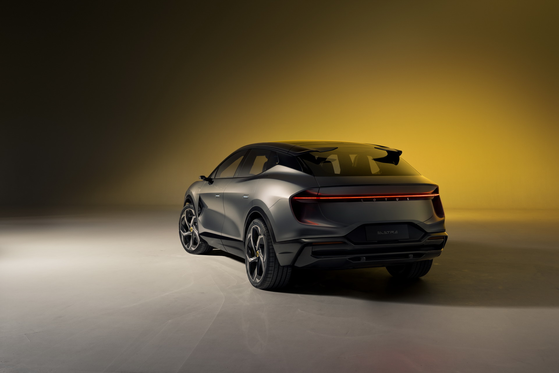Download 2023 Lotus Eletre - Rear Three-Quarter HD Wallpaper 1921x1281 #10