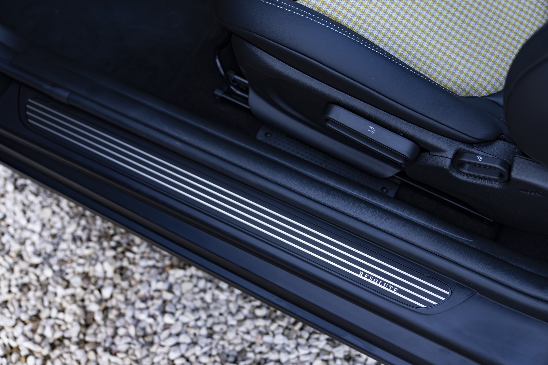 Download 2023 MINI Cooper S Convertible Resolute Edition - Door Sill HD Wallpaper 1921x1280 #58